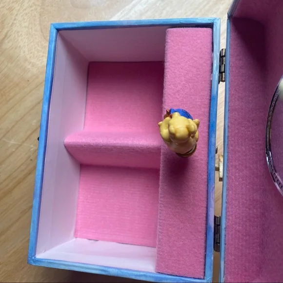 Linden Classic Pooh Disney Vintage Musical Jewelry Box - Picture 12 of 15